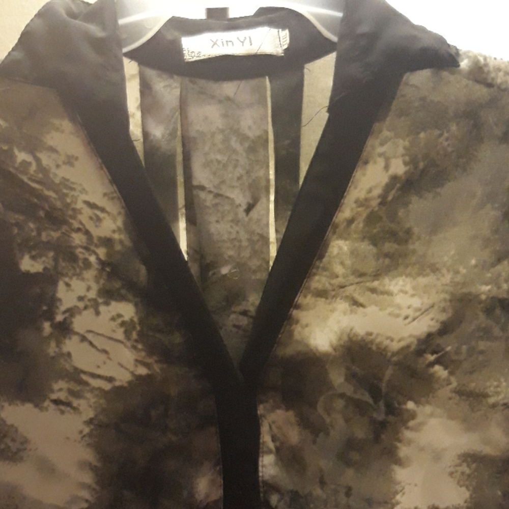 Dress - Picture 2 of 3